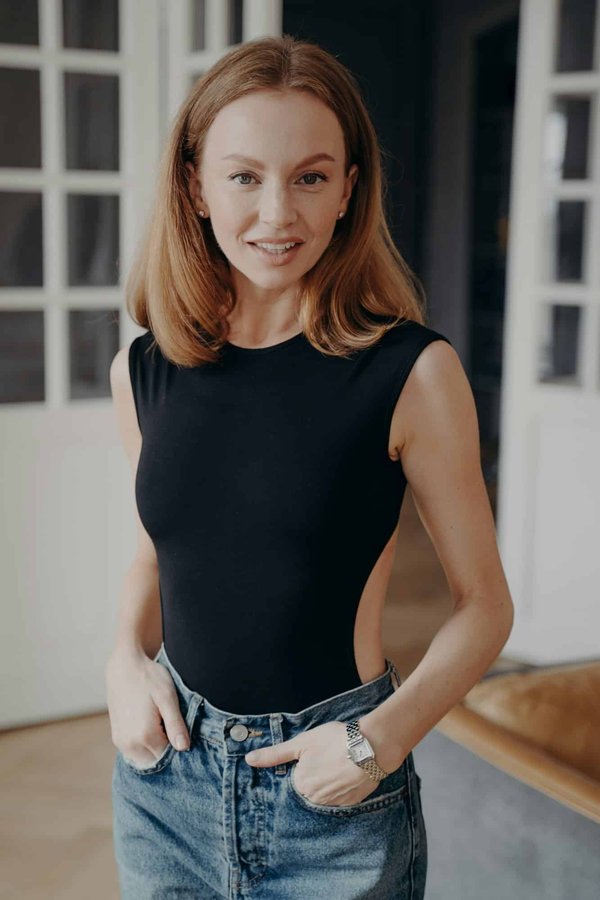 Associer le body dos nu avec votre tenue : idées de looks inspirants