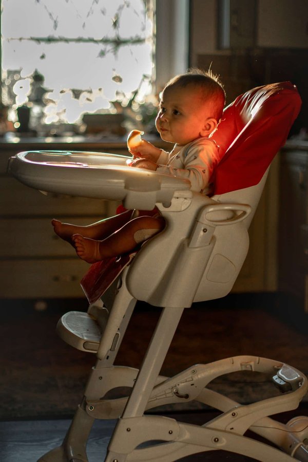 Confort et sécurité du bébé : L'avis pour une chaise haute Tripp Trapp de Stokke